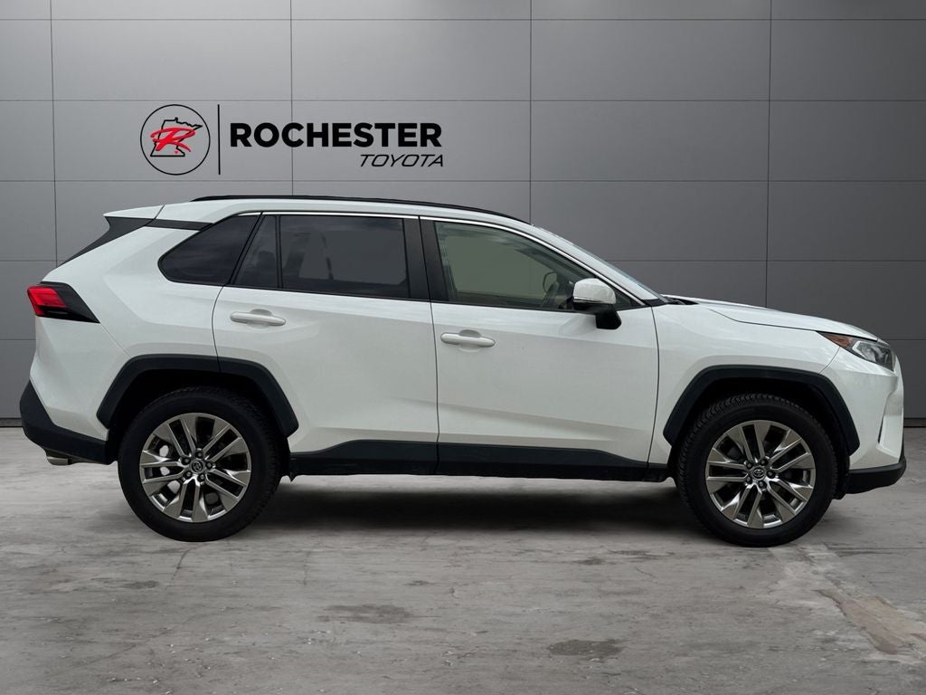 2019 Toyota RAV4 XLE Premium FWD