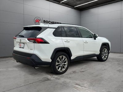 2019 Toyota RAV4 XLE Premium FWD
