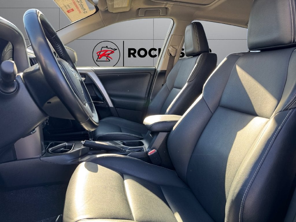 2017 Toyota RAV4 Hybrid Limited AWD
