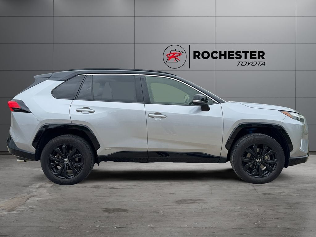 2022 Toyota RAV4 Hybrid XSE AWD