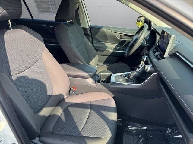 2024 Toyota RAV4 Hybrid LE AWD
