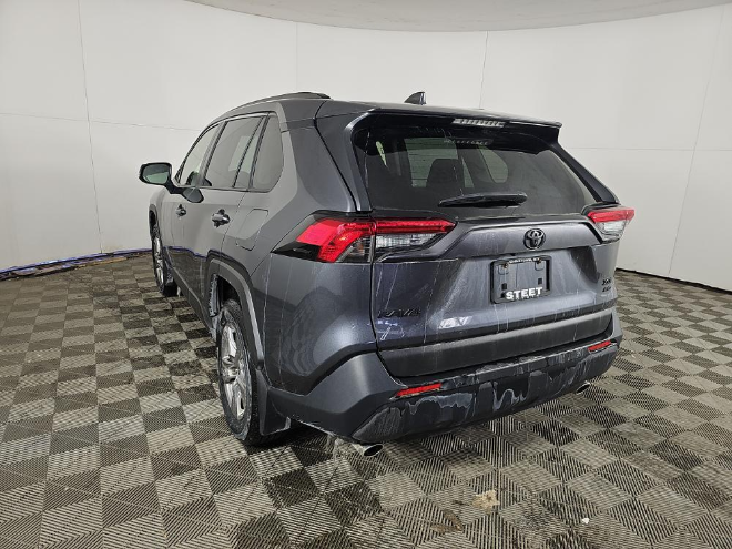 2023 Toyota RAV4 XLE AWD