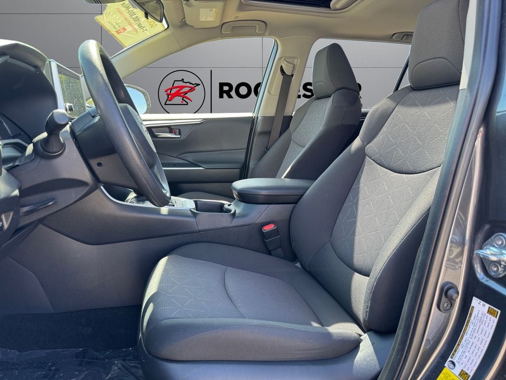 2023 Toyota RAV4 XLE AWD