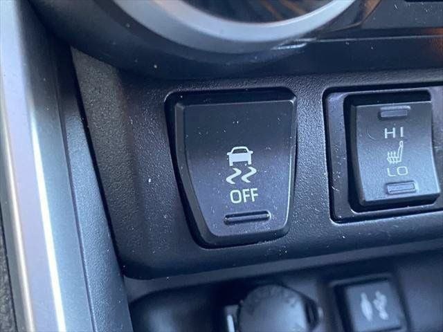 2019 Toyota RAV4 XLE AWD