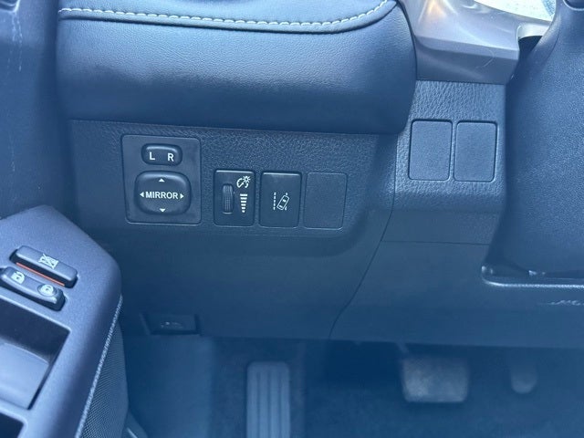 2018 Toyota RAV4 Hybrid XLE AWD