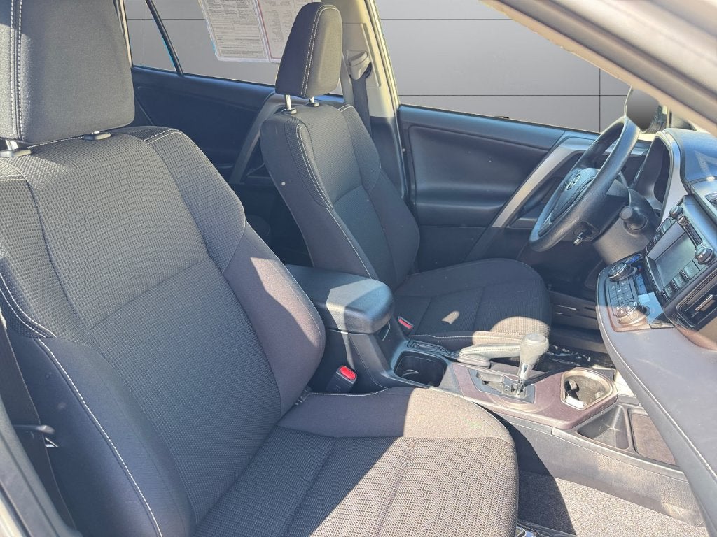 2018 Toyota RAV4 Hybrid LE AWD