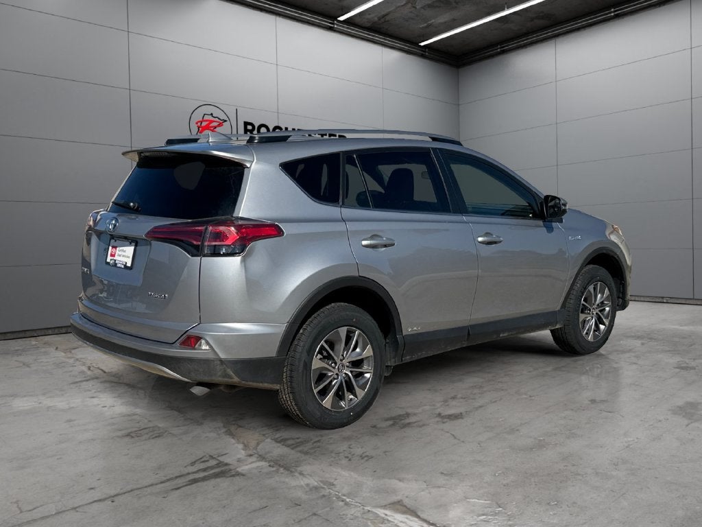 2018 Toyota RAV4 Hybrid LE AWD