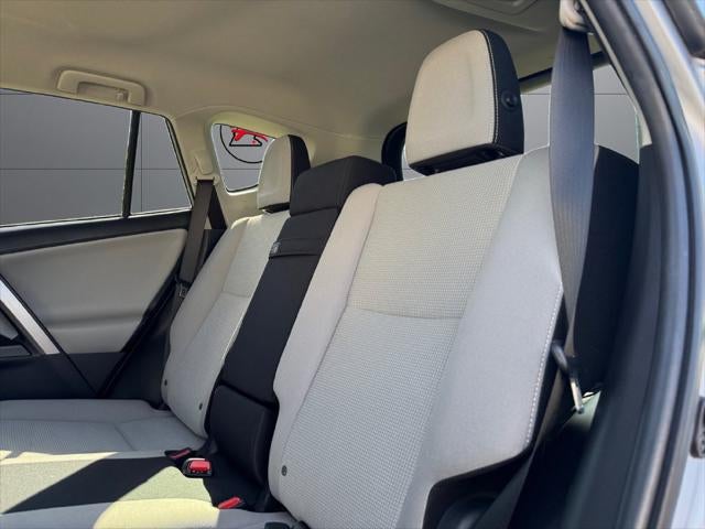 2018 Toyota RAV4 Hybrid LE AWD