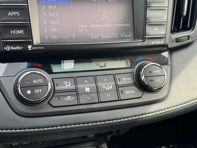 2017 Toyota RAV4 Hybrid XLE AWD