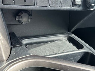 2017 Toyota RAV4 Hybrid XLE AWD