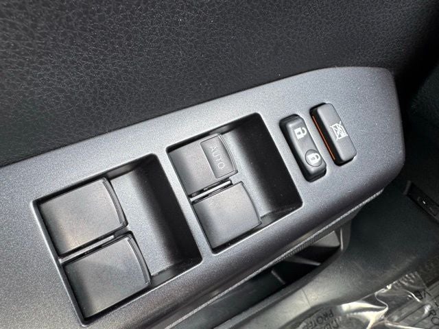 2017 Toyota RAV4 Hybrid XLE AWD