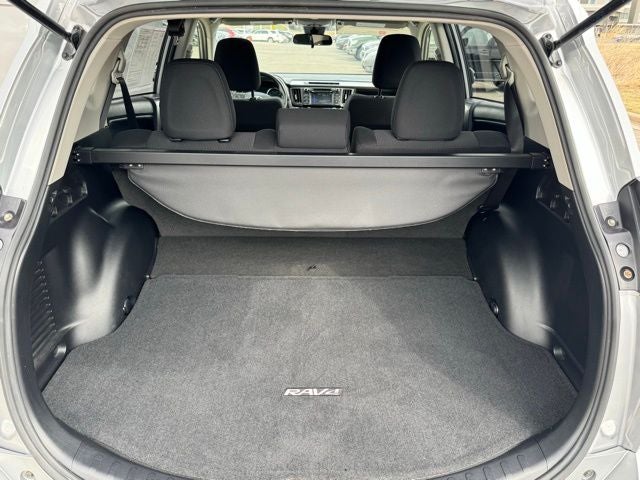 2017 Toyota RAV4 Hybrid XLE AWD