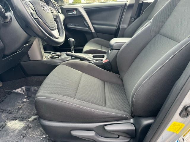 2017 Toyota RAV4 Hybrid XLE AWD