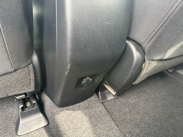 2017 Toyota RAV4 Hybrid XLE AWD