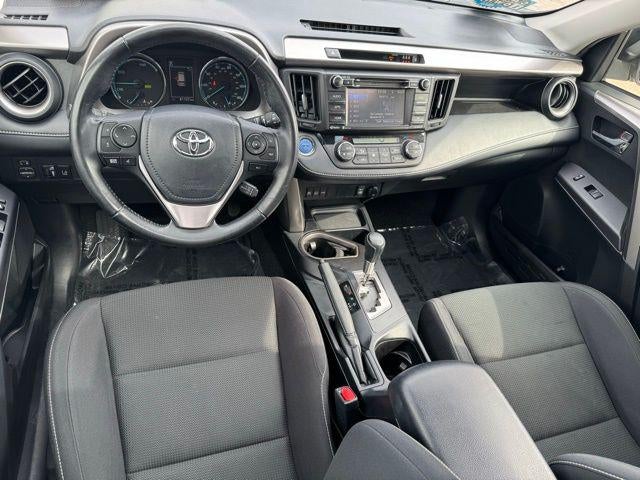 2017 Toyota RAV4 Hybrid XLE AWD