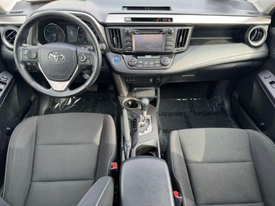 2017 Toyota RAV4 Hybrid XLE AWD