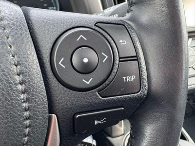 2017 Toyota RAV4 Hybrid XLE AWD