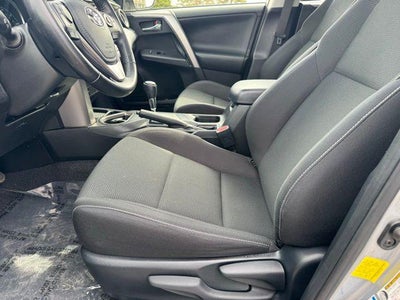 2017 Toyota RAV4 Hybrid XLE AWD