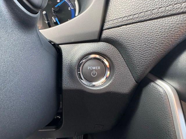 2025 Toyota RAV4 Hybrid XLE AWD