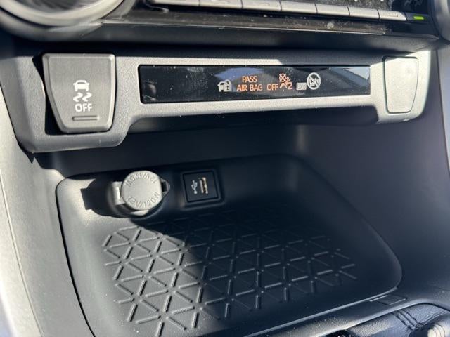 2025 Toyota RAV4 Hybrid XLE AWD