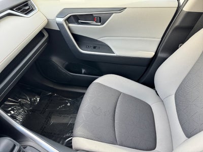 2025 Toyota RAV4 Hybrid XLE AWD