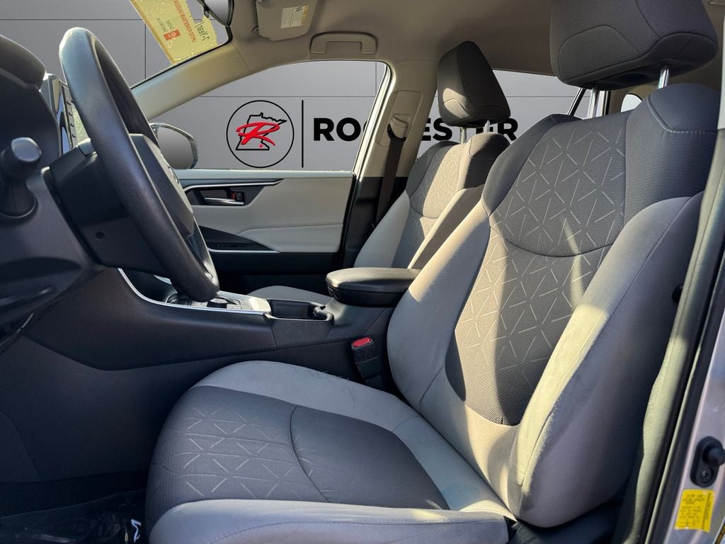 2020 Toyota RAV4 Hybrid XLE AWD