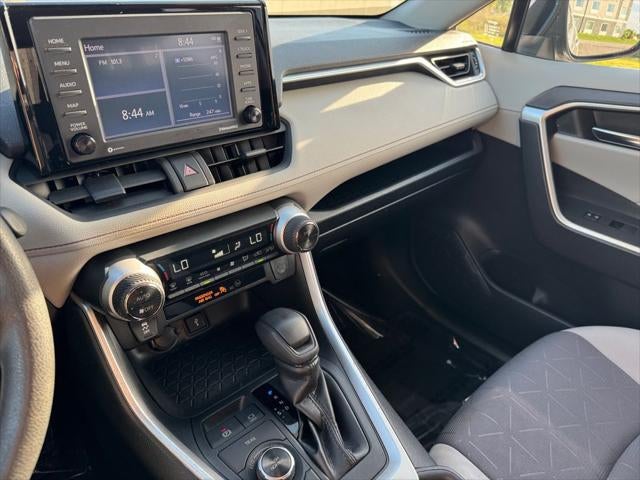 2020 Toyota RAV4 Hybrid XLE AWD
