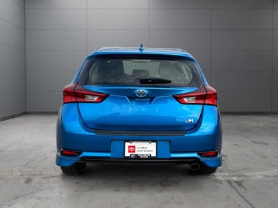 2017 Toyota Corolla iM Base FWD