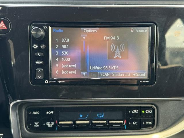 2017 Toyota Corolla iM Base FWD