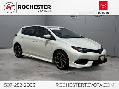 2018 Toyota Corolla iM Base FWD