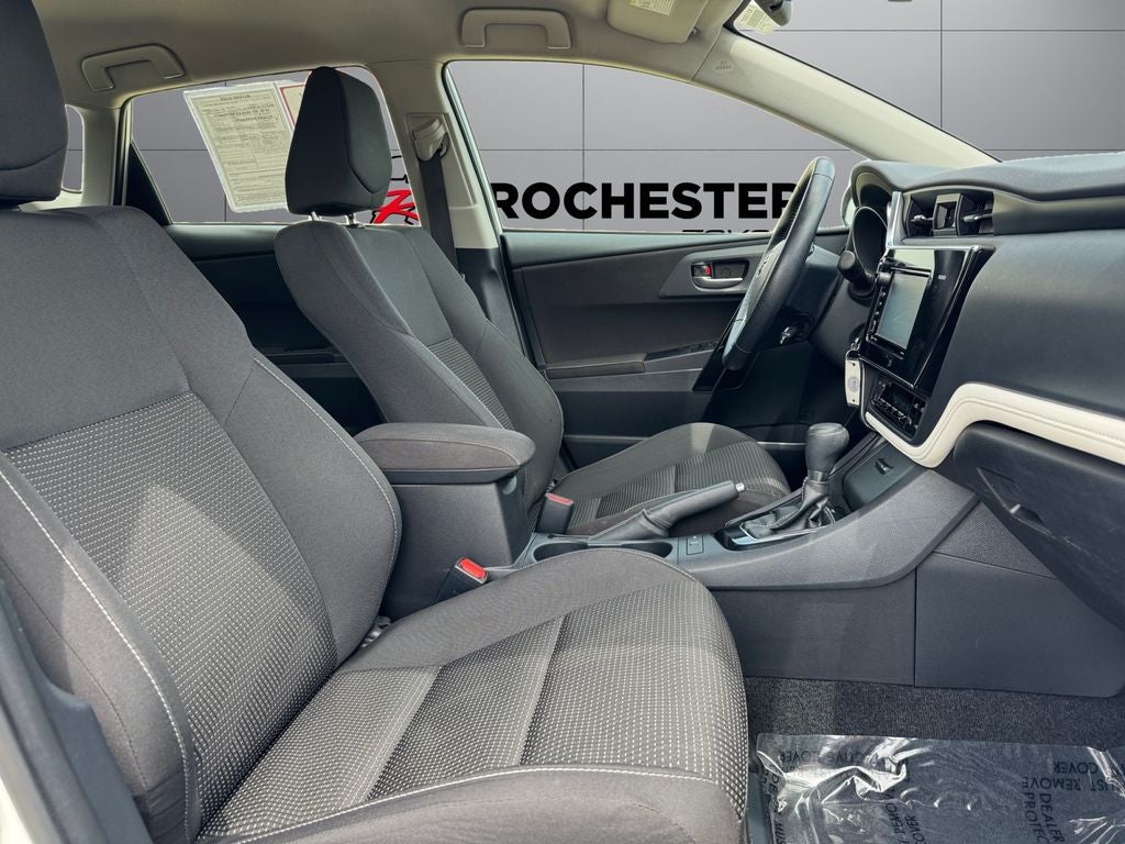 2018 Toyota Corolla iM Base FWD