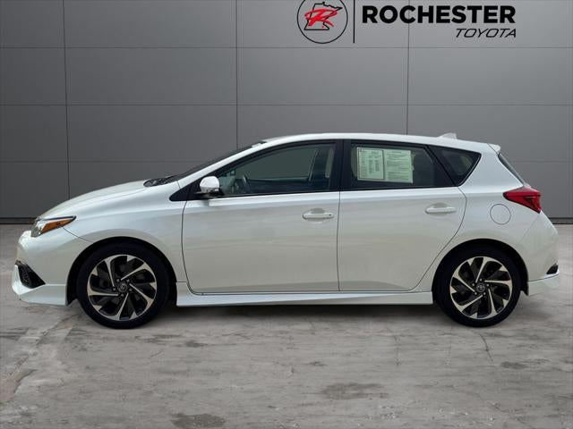 2018 Toyota Corolla iM Base FWD