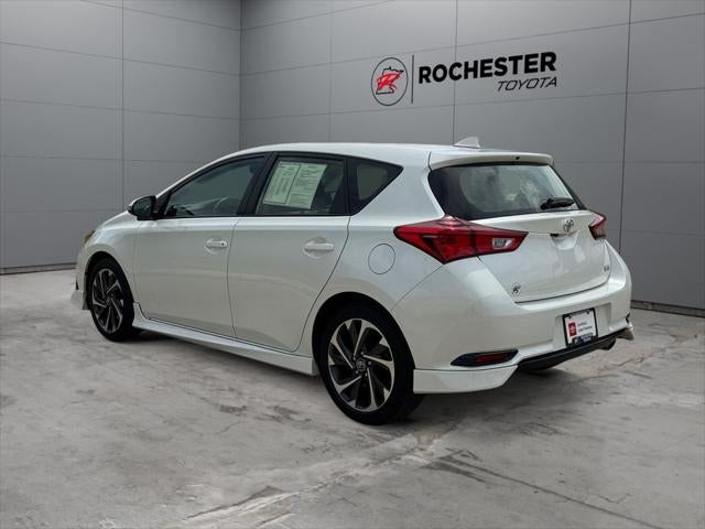 2018 Toyota Corolla iM Base FWD