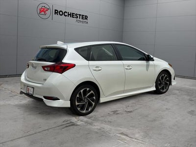 2018 Toyota Corolla iM Base FWD