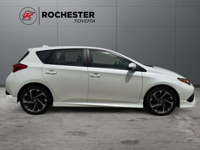 2018 Toyota Corolla iM Base FWD