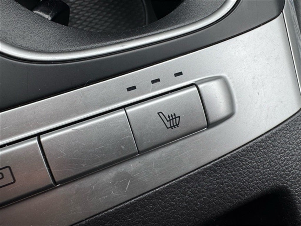 2024 Kia Carnival LX FWD