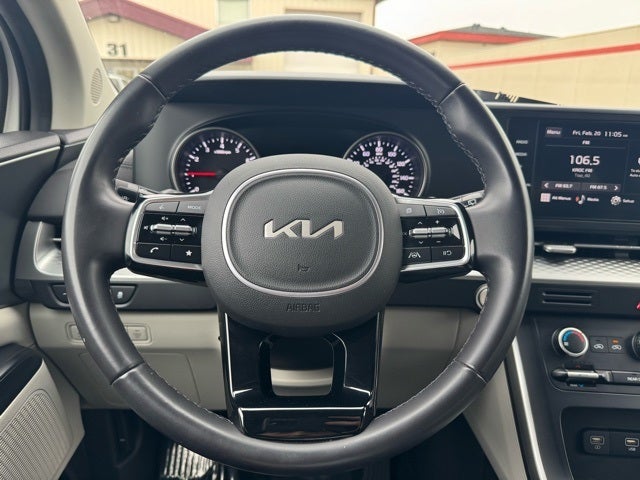 2024 Kia Carnival LX FWD