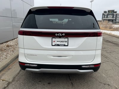 2024 Kia Carnival LX FWD