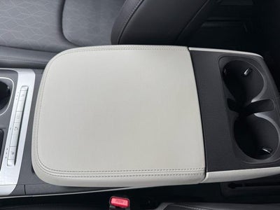 2024 Kia Carnival LX FWD