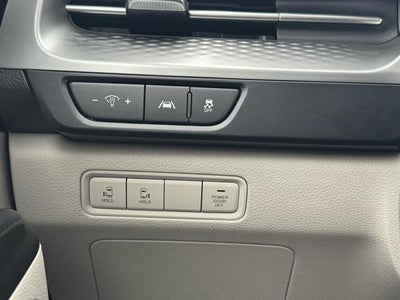 2024 Kia Carnival LX FWD