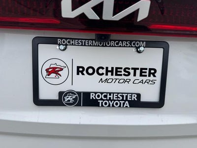 2024 Kia Carnival LX FWD