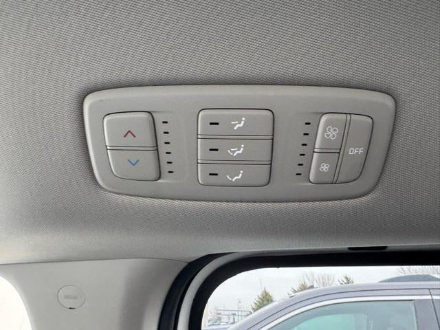 2024 Kia Carnival LX FWD