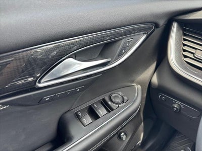 2022 Buick Envision Essence FWD