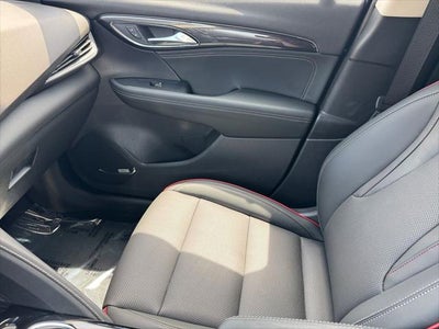2022 Buick Envision Essence FWD
