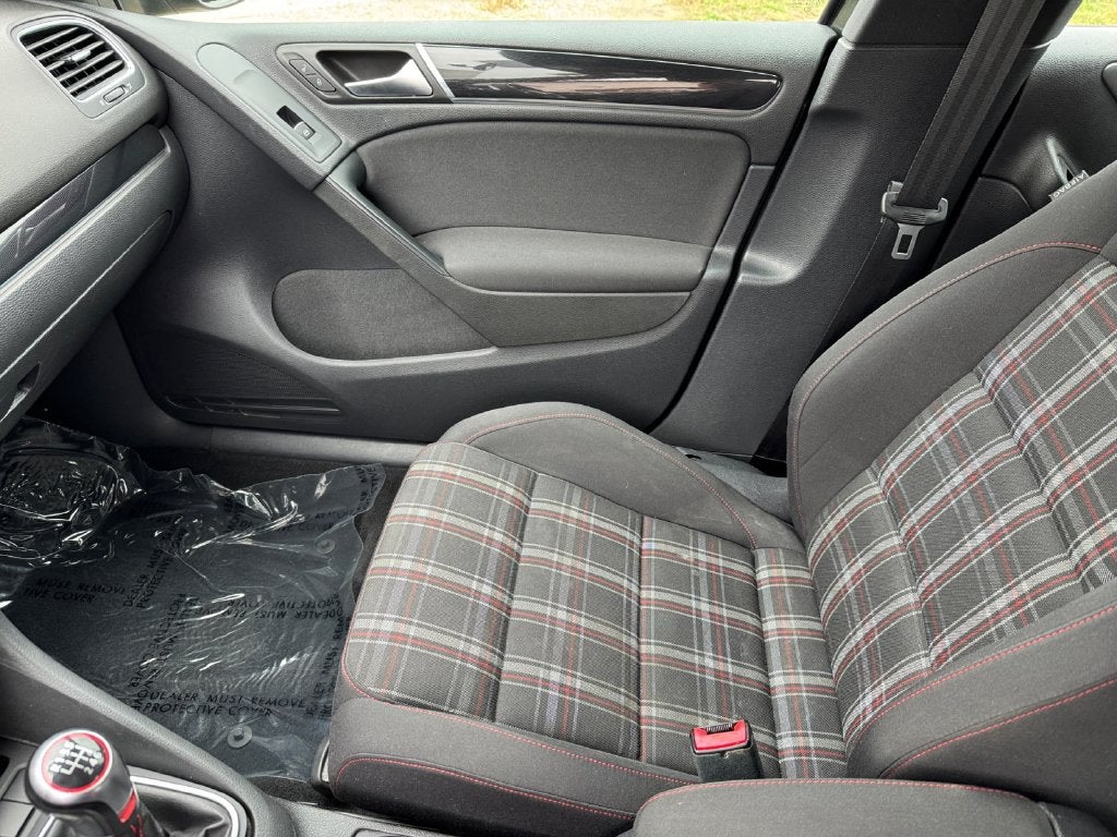 2013 Volkswagen GTI Base FWD