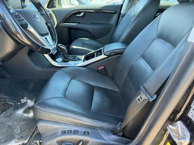 2015 Volvo XC70 T6 Platinum AWD