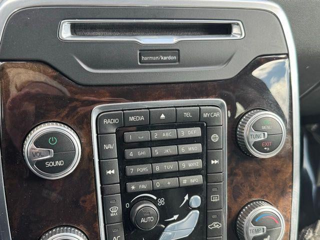 2015 Volvo XC70 T6 Platinum AWD