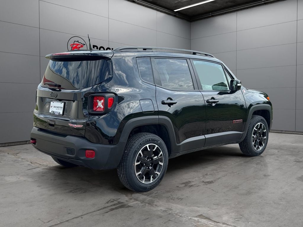 2023 Jeep Renegade Trailhawk 4WD