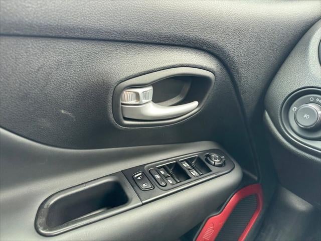 2023 Jeep Renegade Trailhawk 4WD