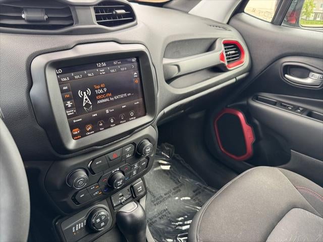 2023 Jeep Renegade Trailhawk 4WD